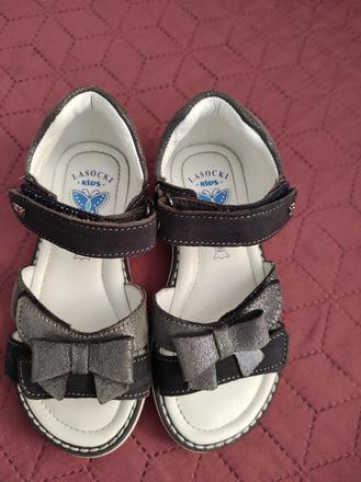 Sandálky, lasocki,26