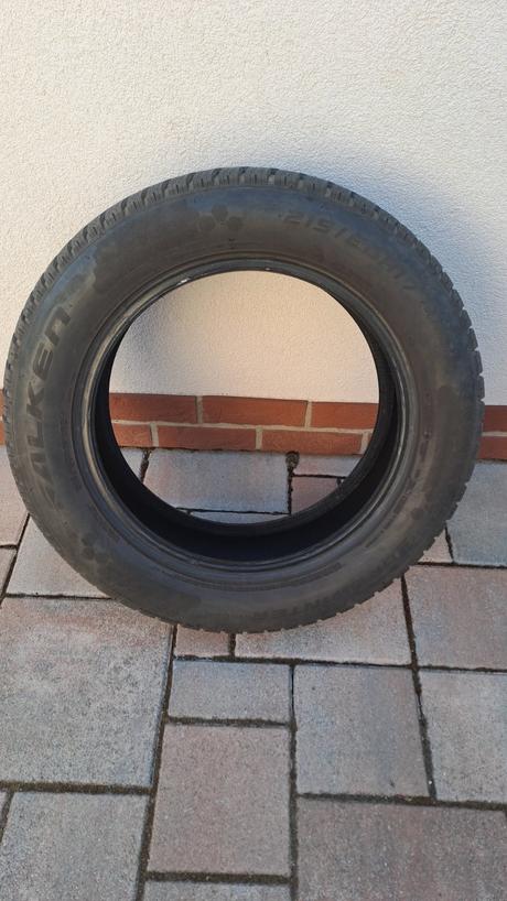 Zimné pneu 215/60r17, 