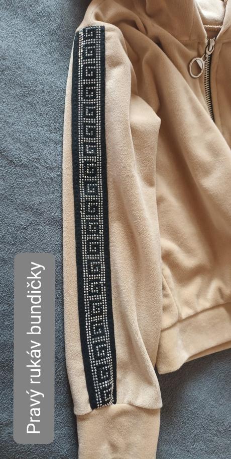 Teplaková súpravička s lampasmi po bokoch, 122