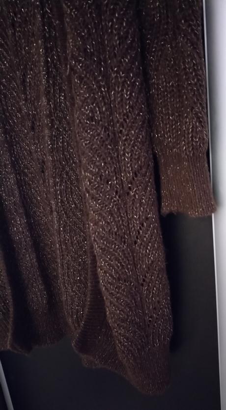 Krásny dlhší sveter bez zapínania, l