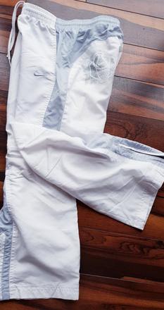 Nike sustakove gatuse 110/116, nike,110