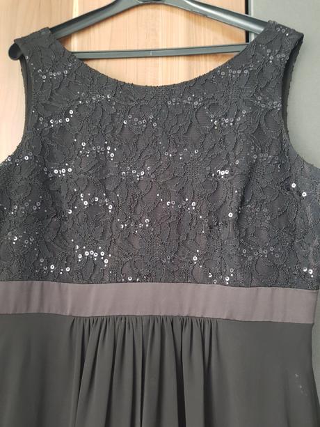 Spoločenské šaty, 46