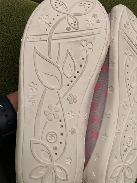 Papuče/prezúvky, baťa,35