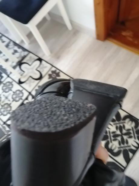 Zaujímavé prechodné cizmy, 37