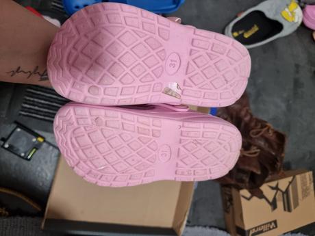 Minnie crocs, 31