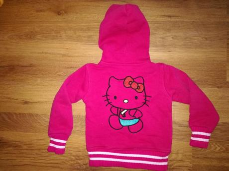 Dievcenska mikina, sanrio,92