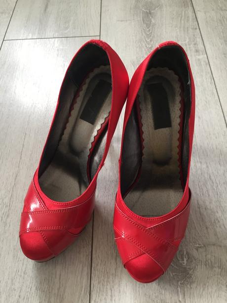 Lodičky červene, 37