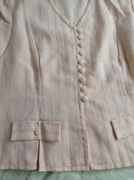 Kostým sukňový, 40