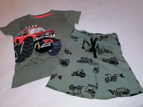 Komplet - tričko+šortky, 110