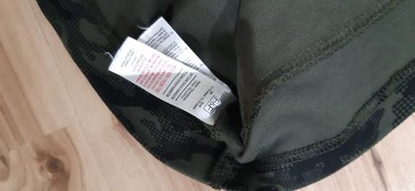 Mikina nenosena, f&f,146