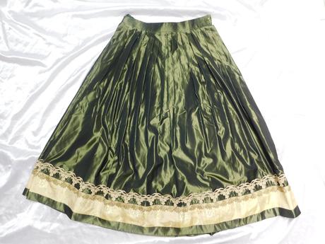 Helene straber luxusna hodvabna sukna ku kroju, 40