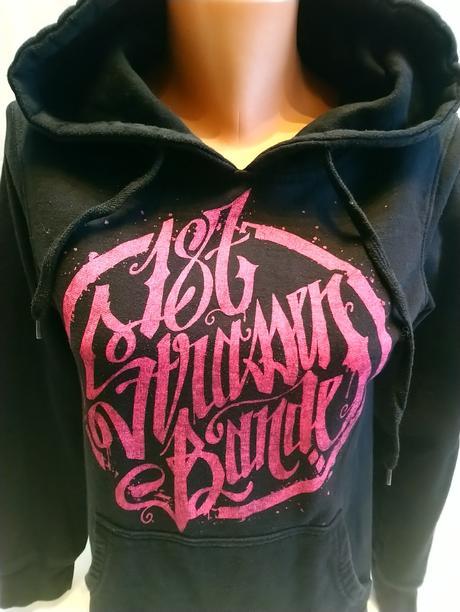 Dámska čierna klokanka,s nápisom, strassenbande, m