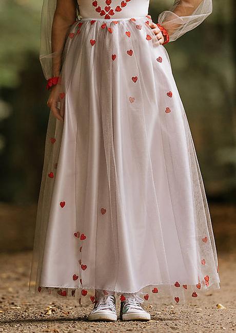 Svadobná sukňa, 