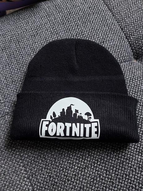 Čiapka fortnite, 122