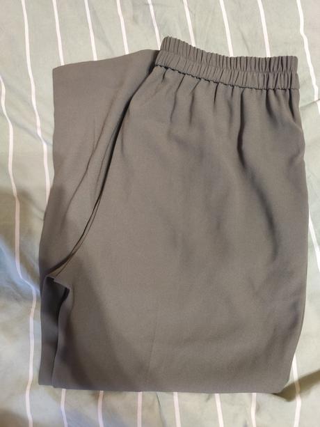 Danske elegantné nohavice, f&f,44