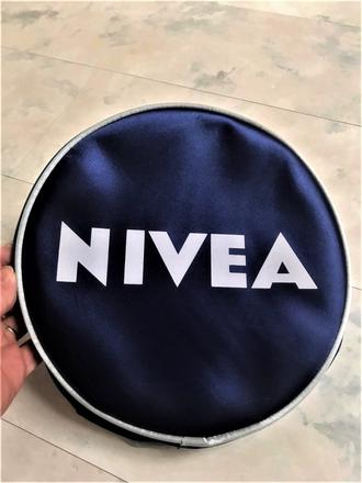 Nesesér na hygienické potreby,