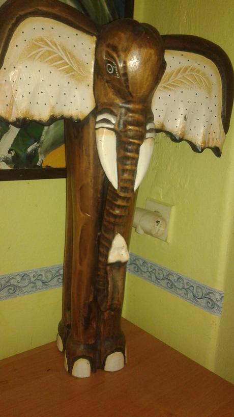 Drevený slon- dekorácia, 