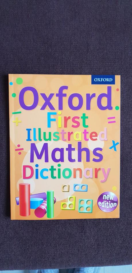 Kniha - oxford first illustrated math dictionary, 