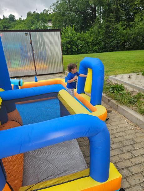 Skákací hrad zábavné centrum, 