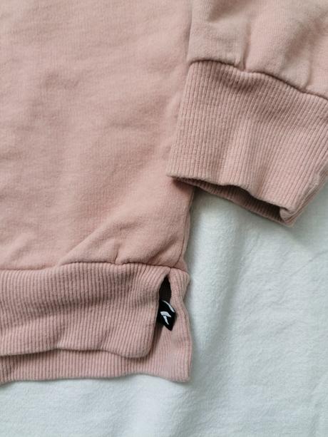 Pohodlná mikinka, 146