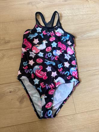 Jednodielne plavky, 146