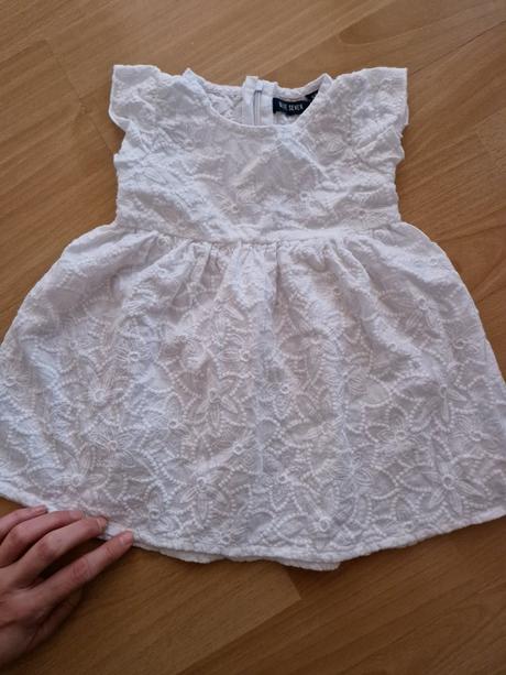 Šaty pre dievčatko, 68