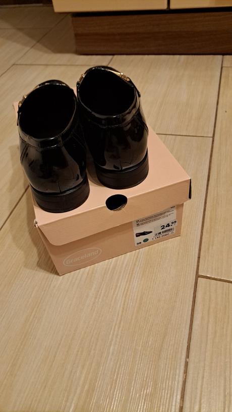 Topanky-mokasinky, graceland,39