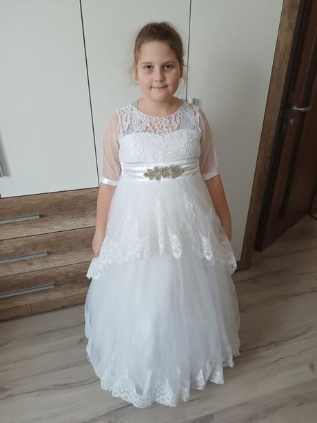 Šaty na 1.sv prijímanie, 146