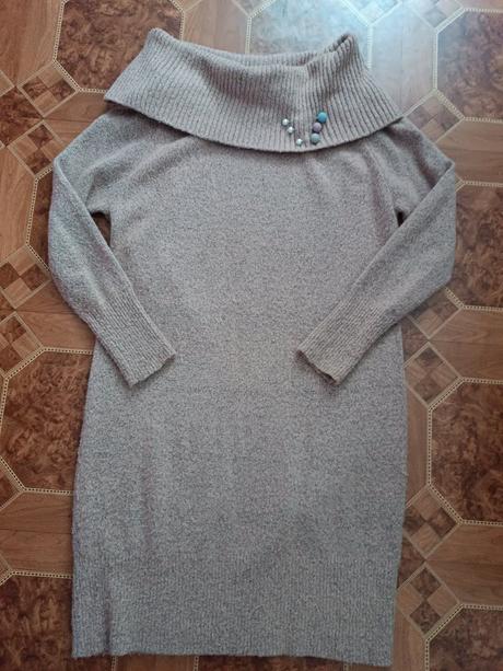 Teplé šaty, new yorker