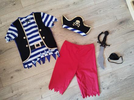 Kostým pirat, 