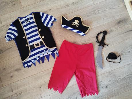 Kostým pirat, 