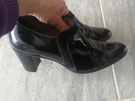 Kožené talianske lakovky tosivannino,v39,5,v.d.26, 39