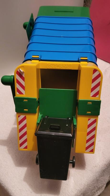 Smetiarske auto s košom, 