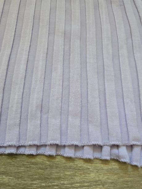 Svetrík č.134, reserved,134