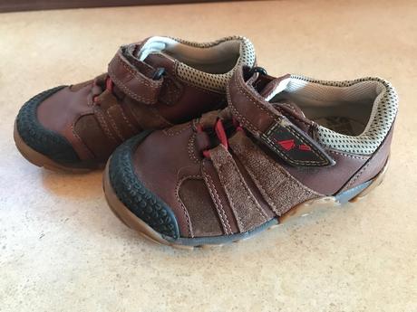 Topanky clarks, clarks,25