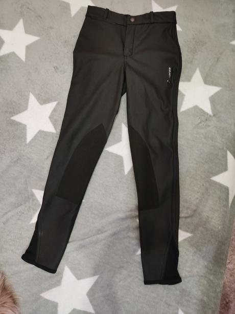 Jazdecke nohavice, 152