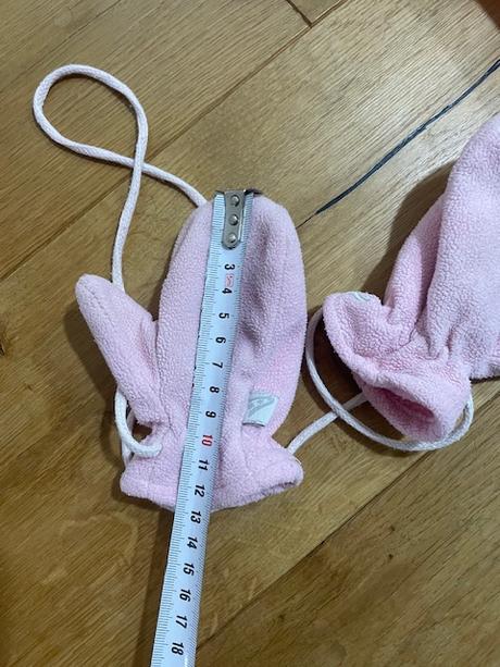 Set ciapka , sal a rukavicky na snurke, 68