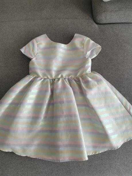 Šaty pre dievčatko, 116