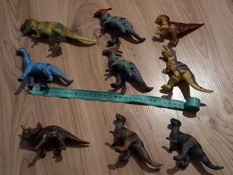 Dinosaury rôzne,