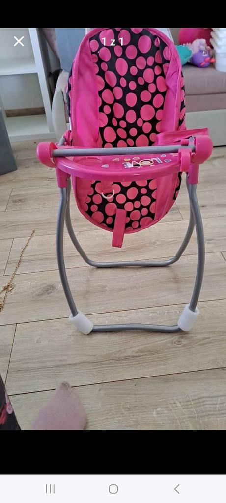 Stolicka na kŕmenie a hojdacka, baby design