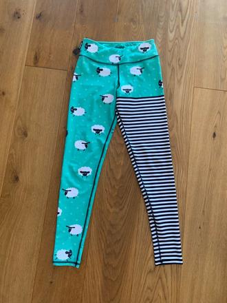 Abraka legíny s ovečky, s