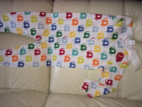 Overal nenoseny, next,92