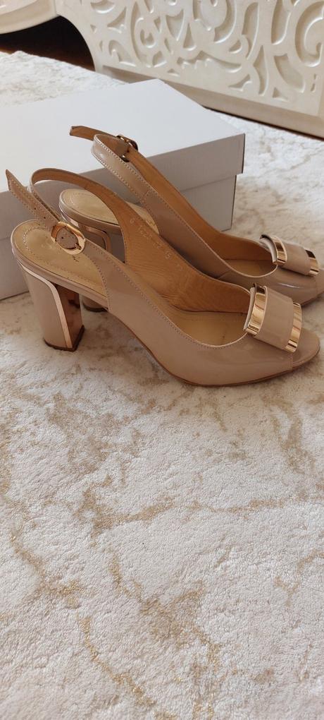 Elegantné sandalky, 40