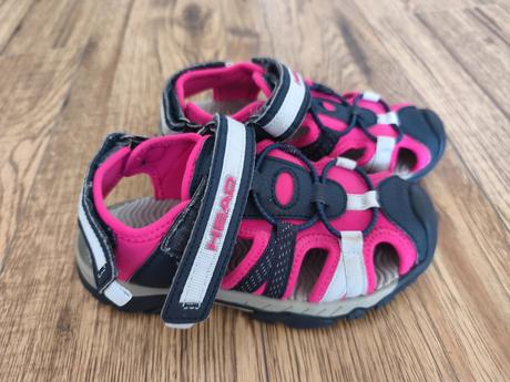 Športové sandále, 28