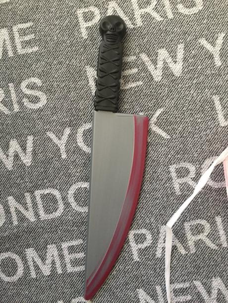 Kostym krvava zastera, noz a sekera 12-15 rokov, 