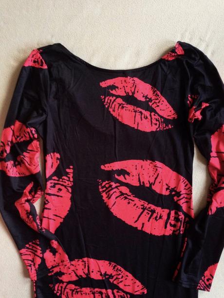 Sexi lips pritting elasticke saty vel.s/m, m / s