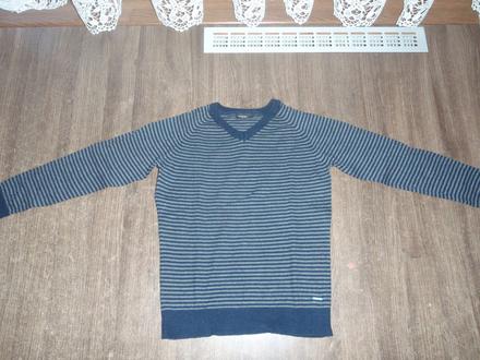 Štrikovaný pulóver, 146