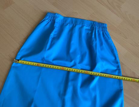 Zdravotnícka blúza a sukňa, s