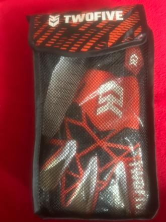 Brankárske futbalové rukavice, 