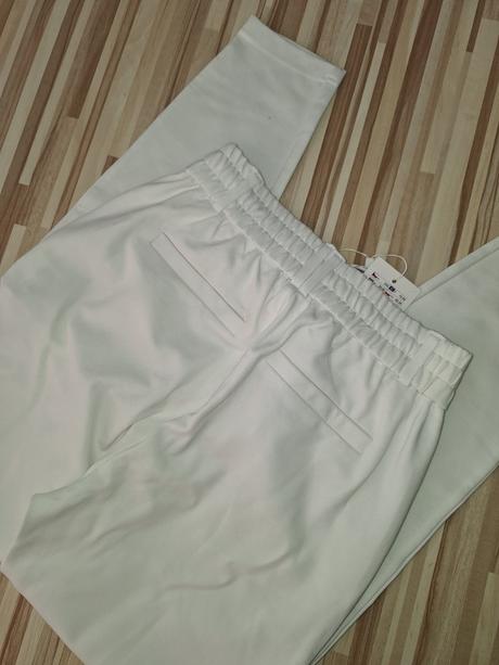 Kvalitné nohavice, amisu,xs